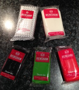 Renshaw Christmas icing pack in traditional colours